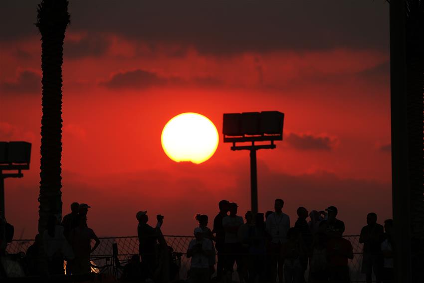 red sun