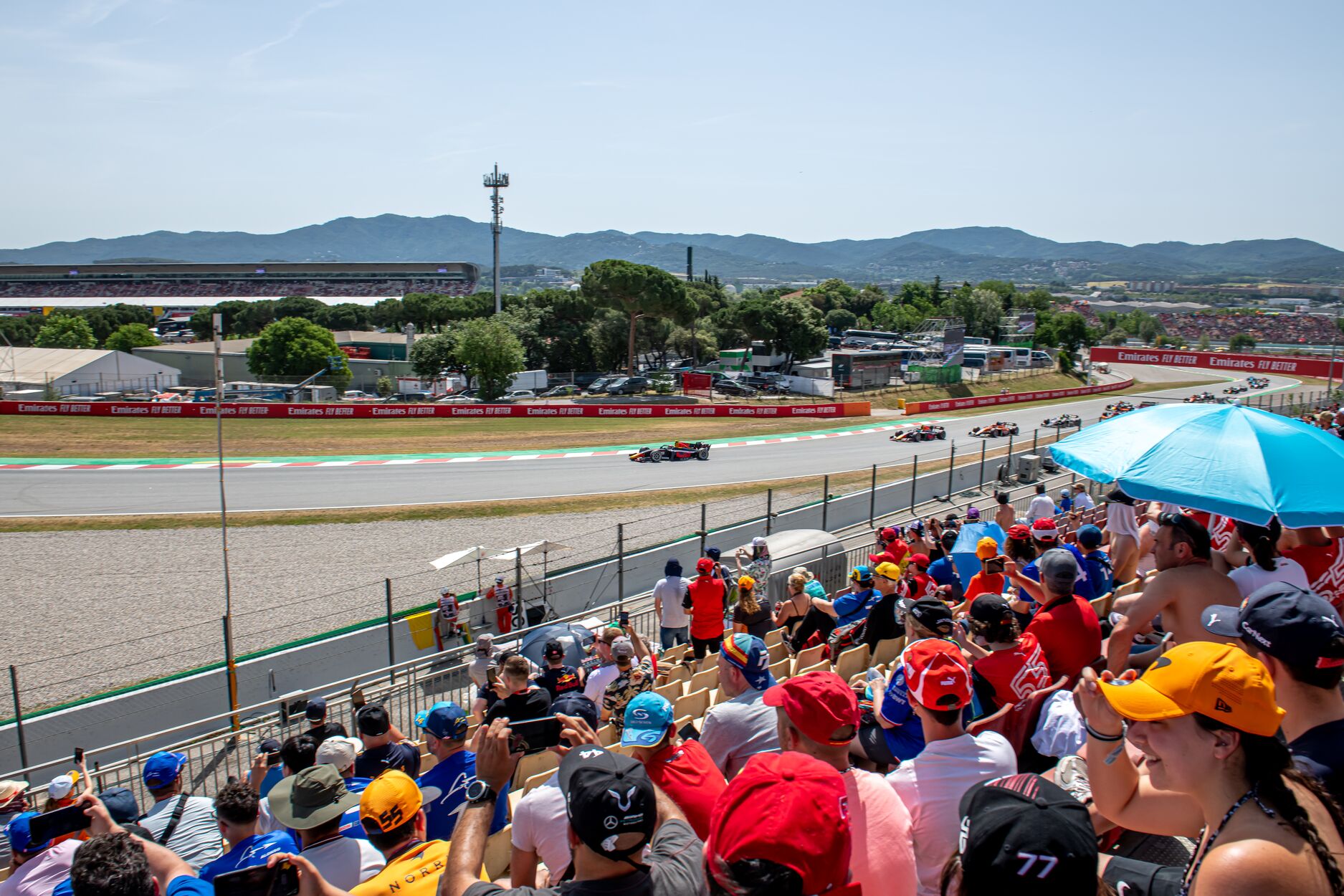 Grandstand f1 fans
